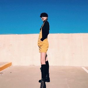 Meet your Posher, Eve